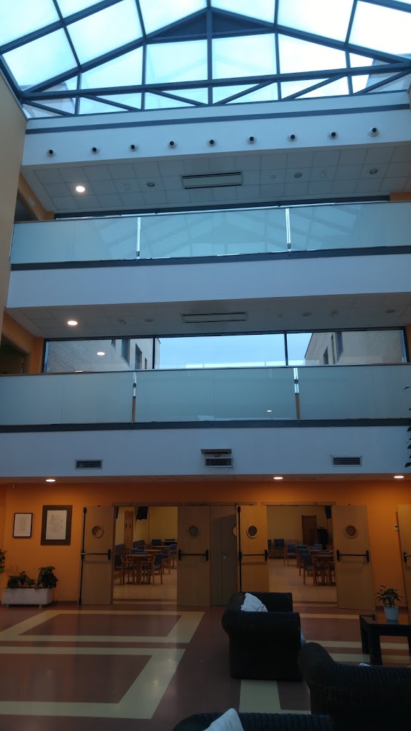 Residencia y Centro de Dia "Los Balcones" — Exterior