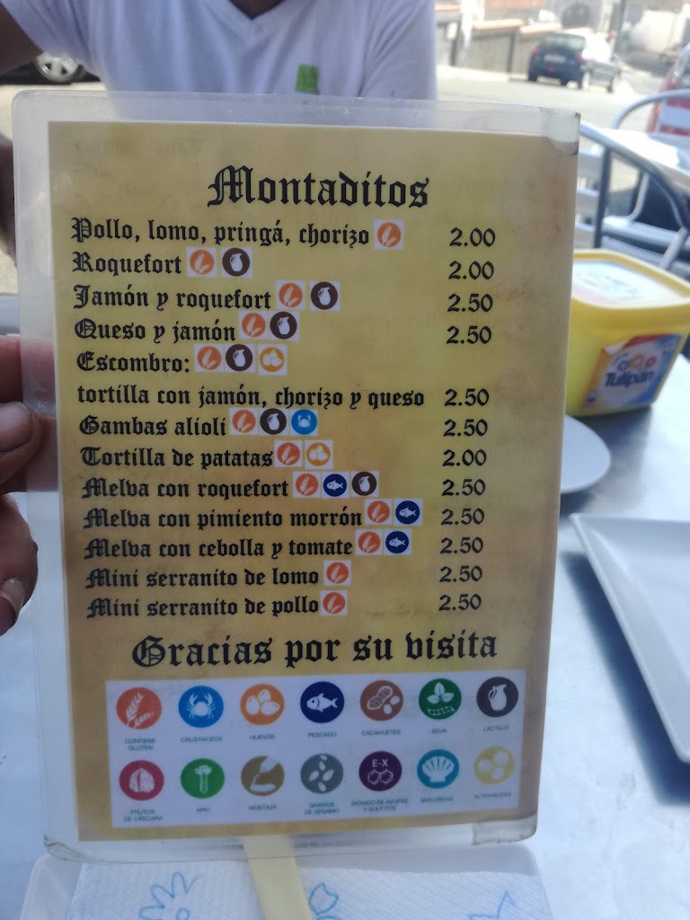 Bar Me Lo Dijo Perez — Carta