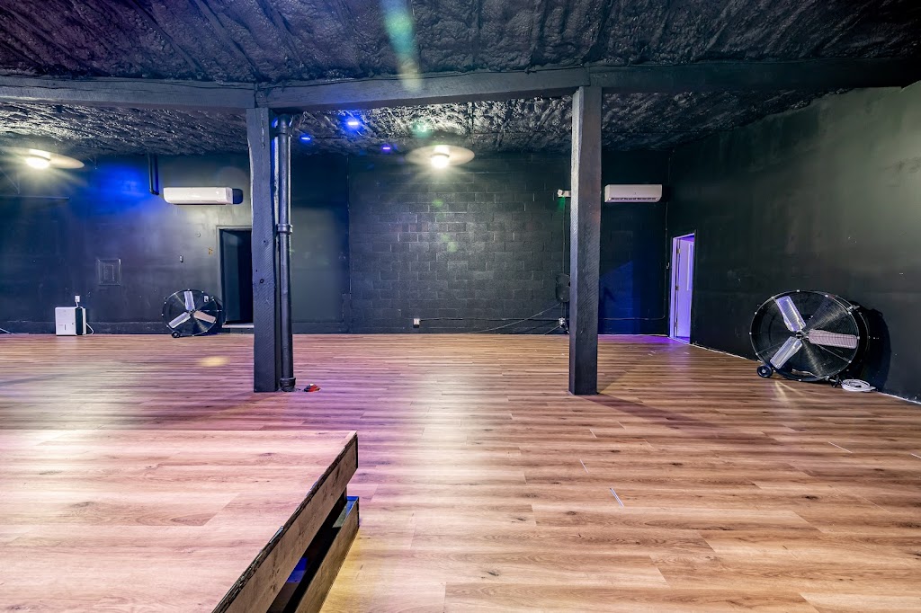  The Vibe Studio of Lynchburg