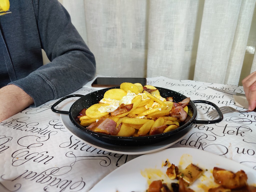 CERVECERIA ANDUJAR — Comida y bebida