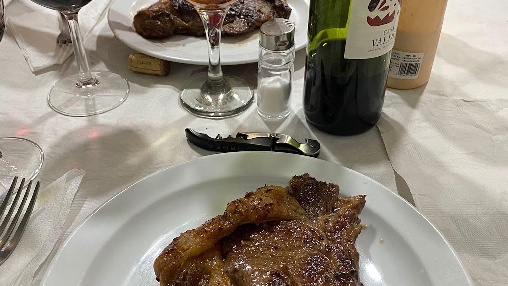 Bar Latino Donde Hay Que Estar — Comida y bebida
