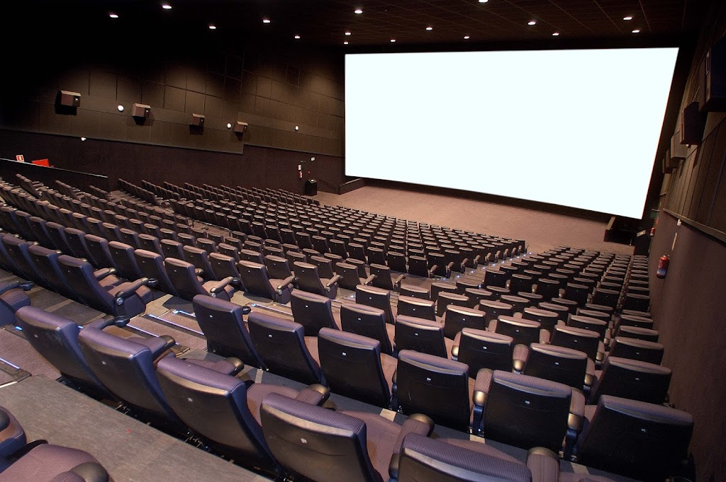 CINESA LUXE INTU XANADU ISENSE