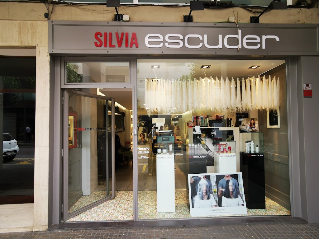 Silvia Escuder Perruqueria Sant Cugat — Exterior