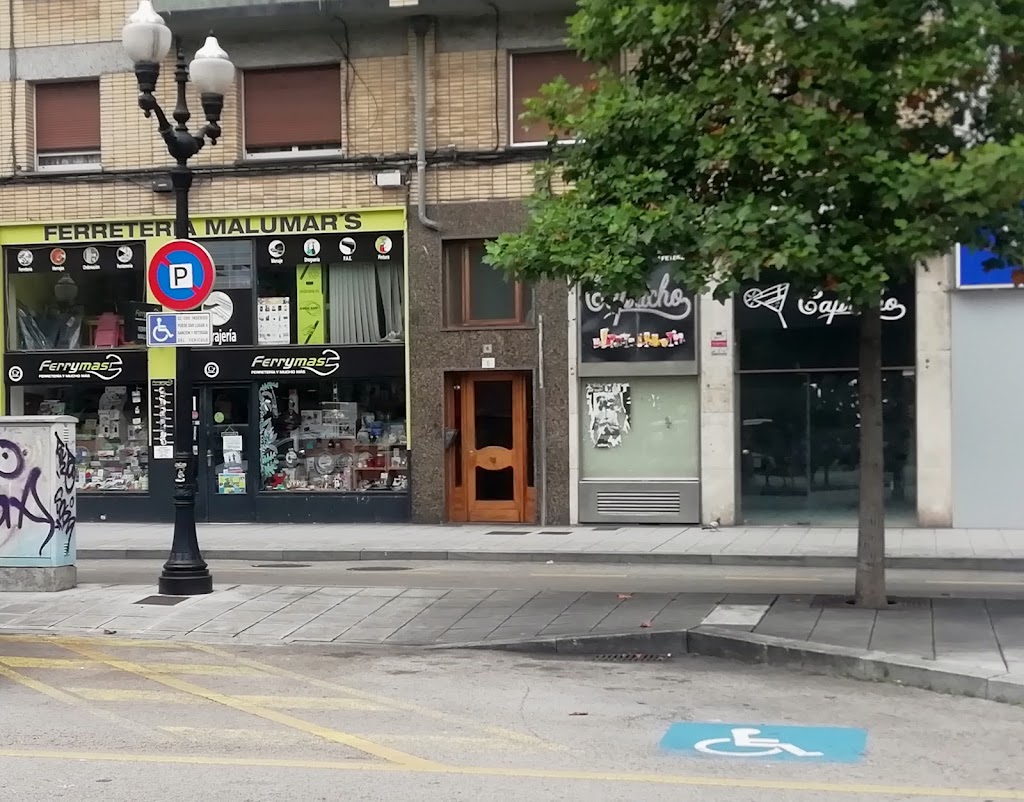Aparcamiento movilidad reducida — Signo
