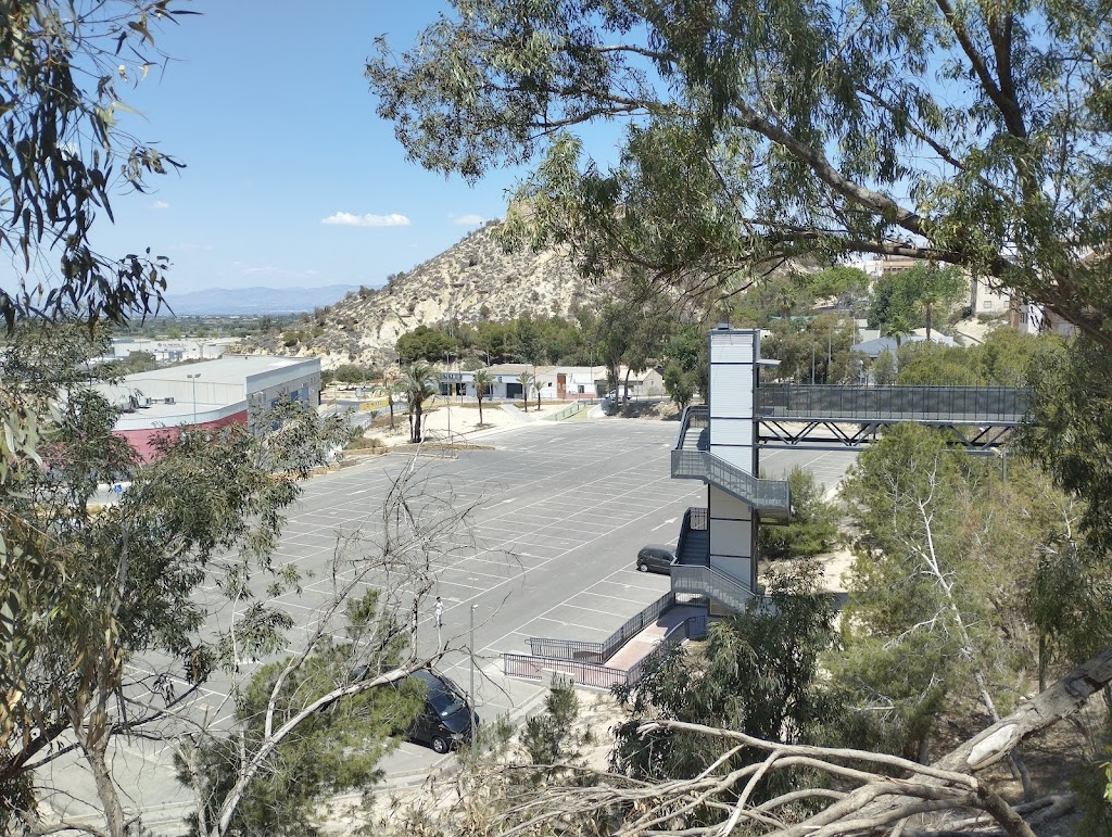 Parking Publico La Redona