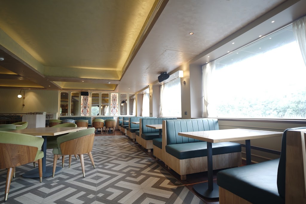 Sandoz Restaurant Dwarka