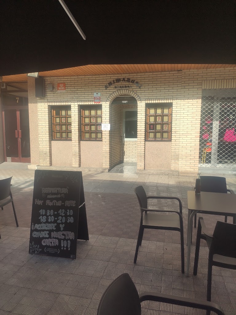 Bar Arimazuri — Ambiente