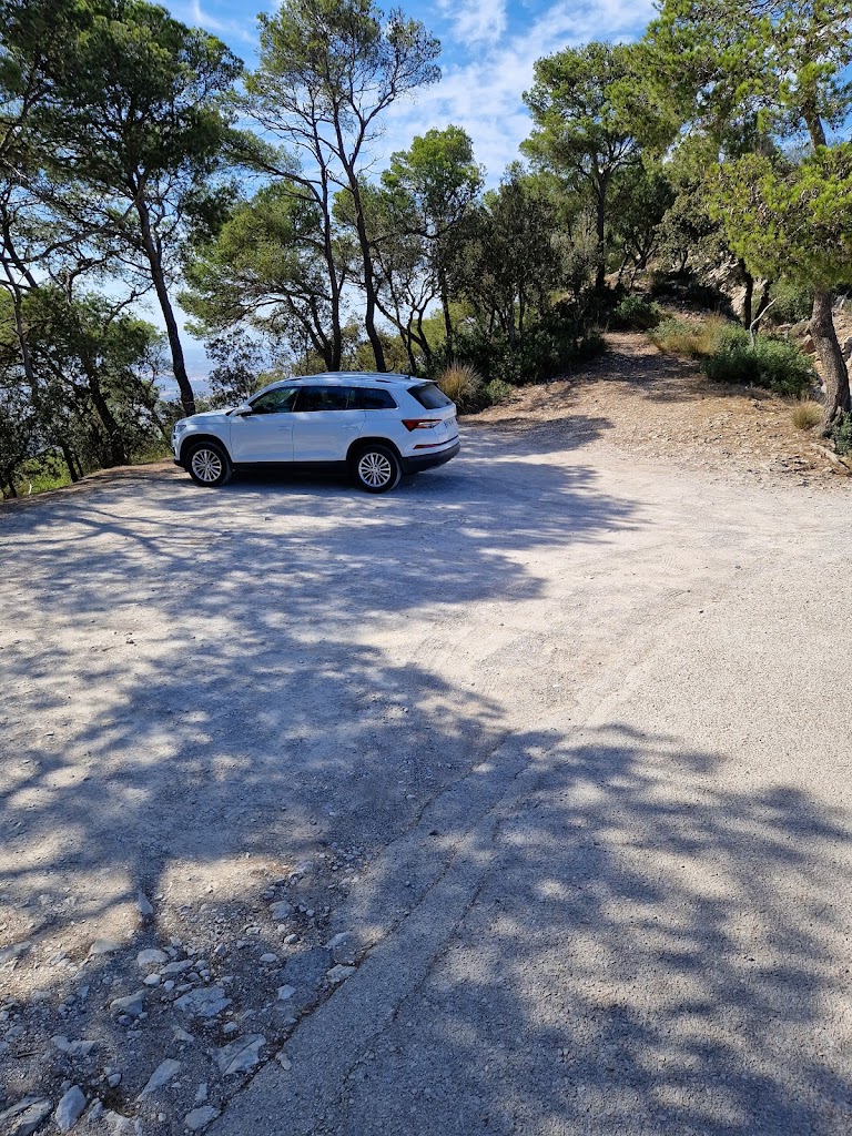 Parkplatz am Kreuz von Sant Salvador Creu de Sant Salvador