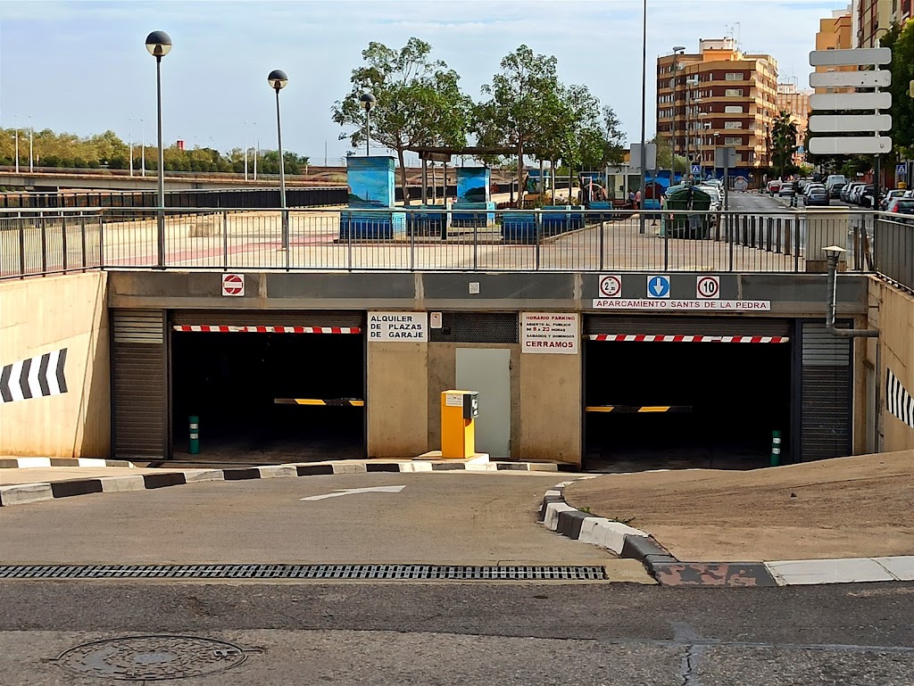 Parking Sants de la Pedra