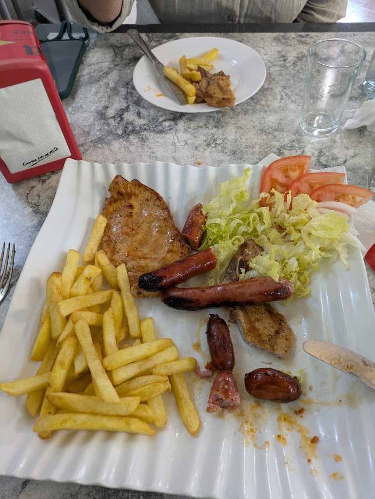 Bar Central — Comida y bebida