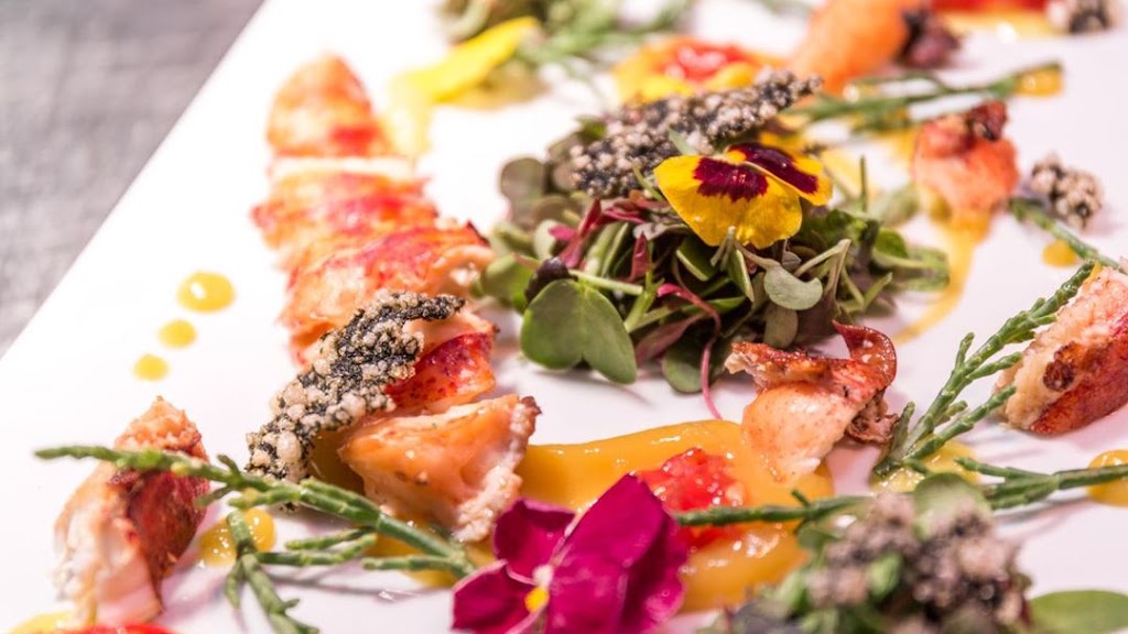 Cafe Montesol & Rooftop Bar — Comida y bebida
