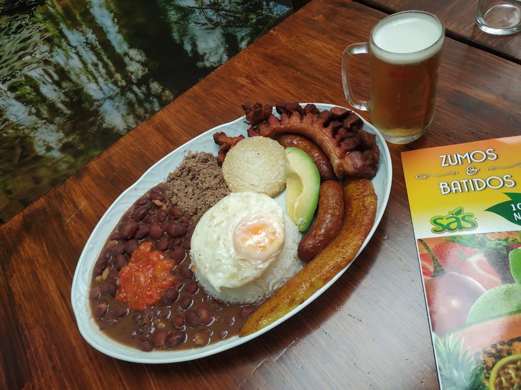 EL BUEN SABOR (Collado Villalba) — Comida y bebida