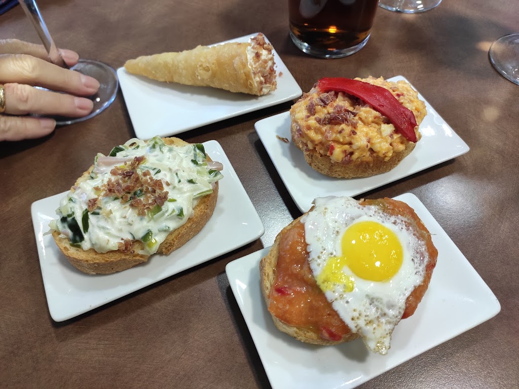 Cafeteria Zodiaco — Comida y bebida