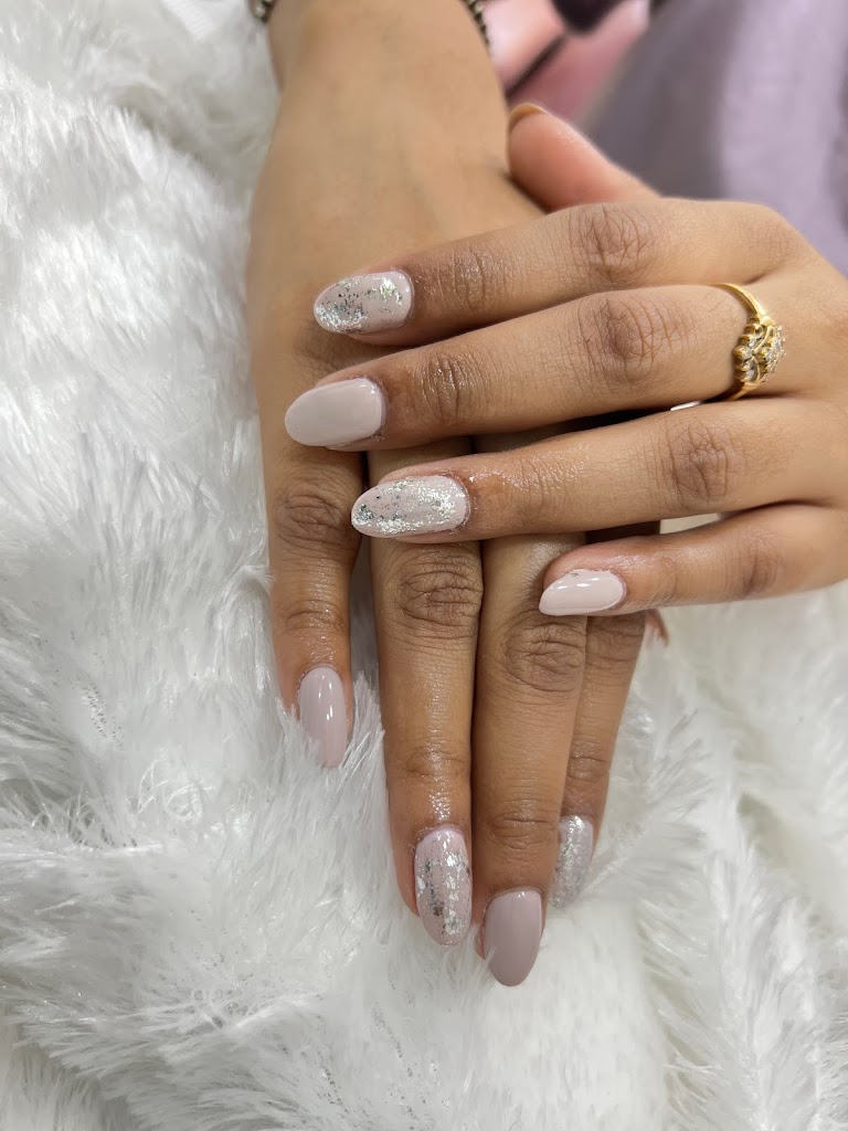 Verze Family Salon Makeover Studio