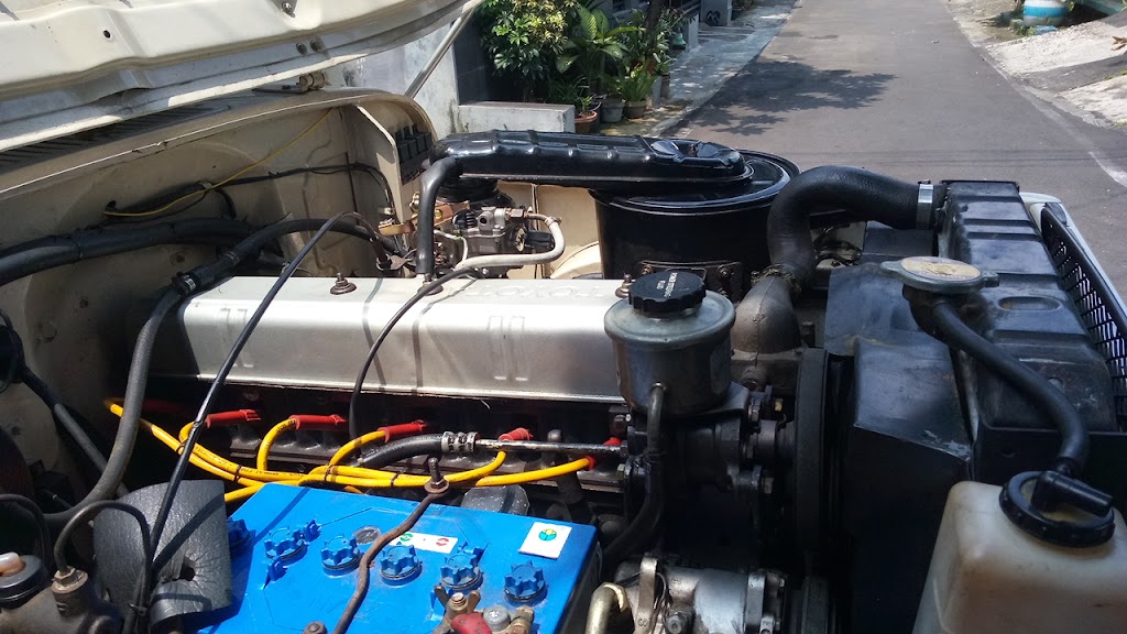 Bengkel Mobil Rumah Heru