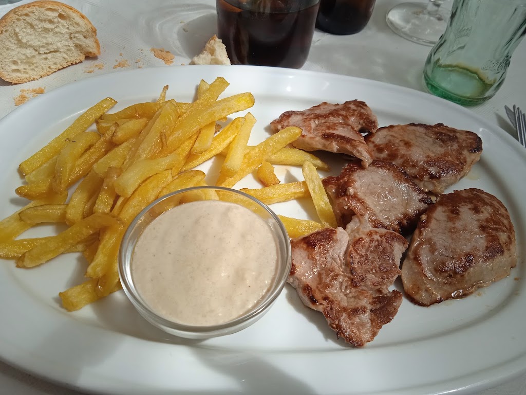 Cafeteria El Riko Pollo — Papas fritas