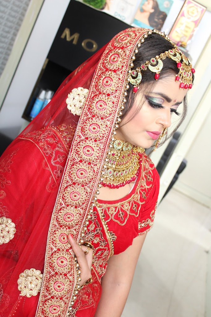 Mirabel Makeup Studio Salon Academy