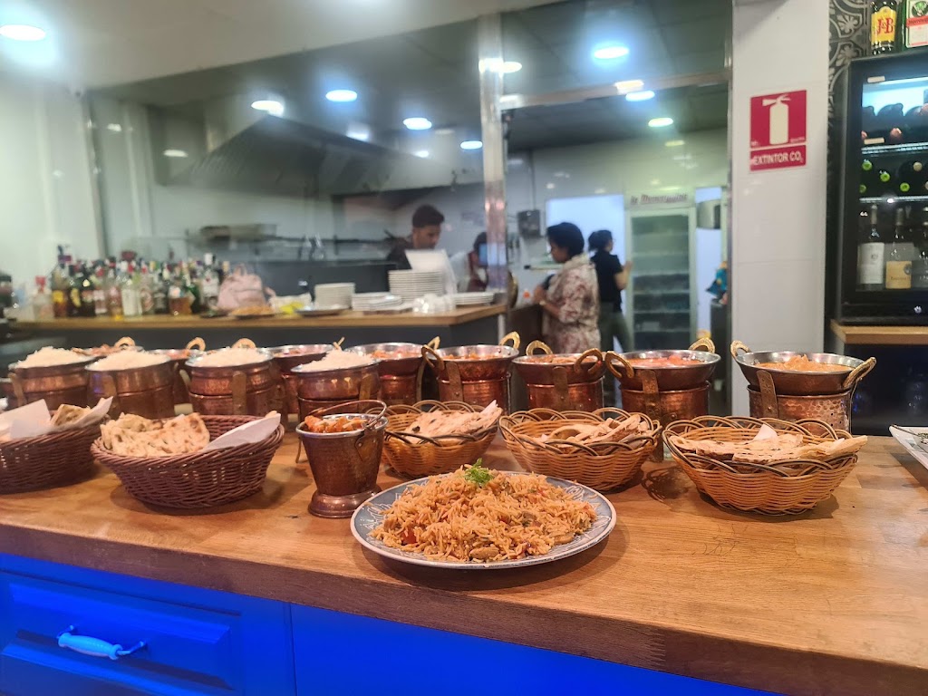 Indian Sabor (Indian restaurante) calella — Comida y bebida