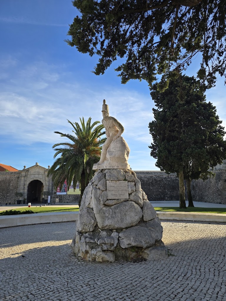 Estatua Guerras Cascais