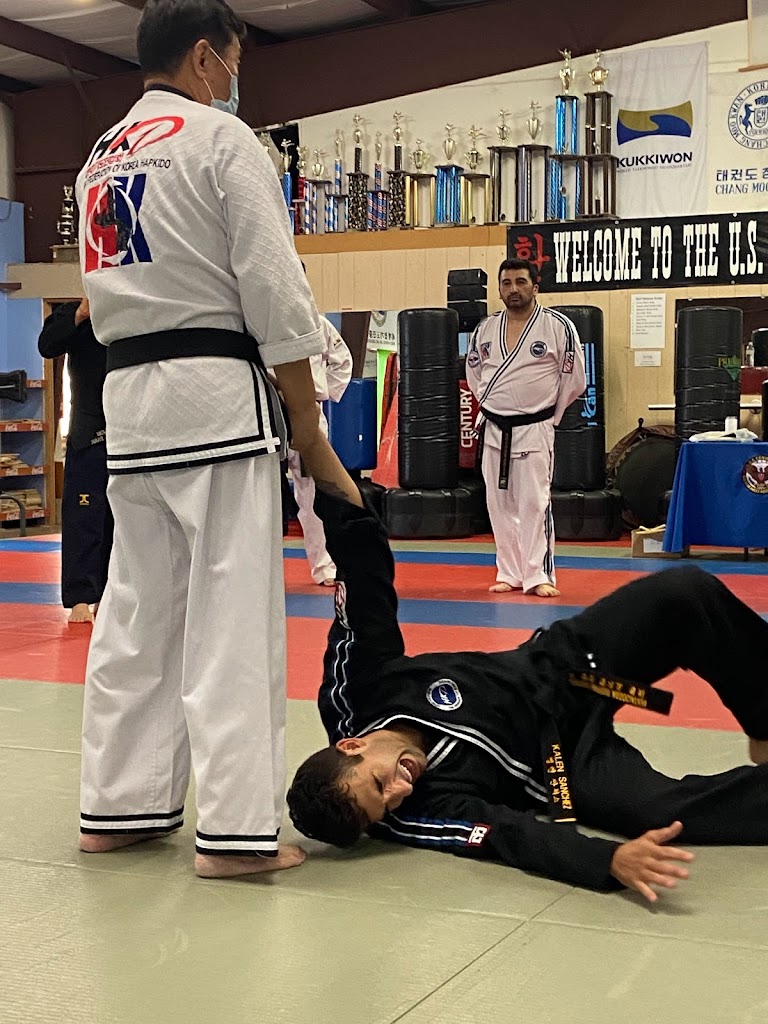  Grand Master Won's Taekwondo