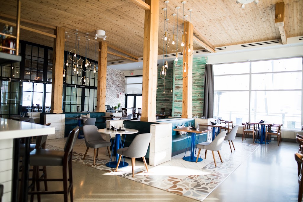 Starbelly Open Kitchen & Lounge in Calgary
