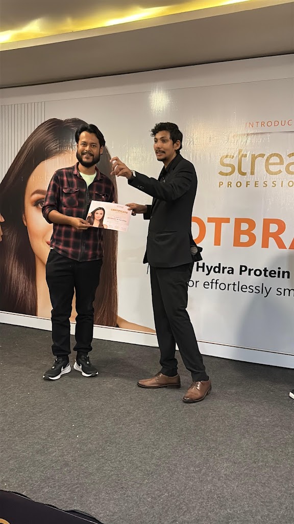 Elegance Unisex Salon Academy