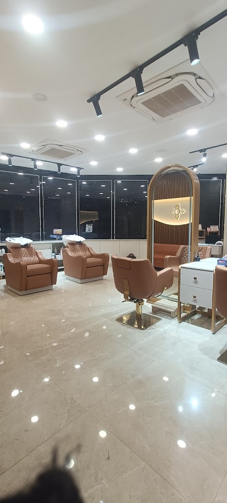 Cut Style Salon Dwarka New Delhi