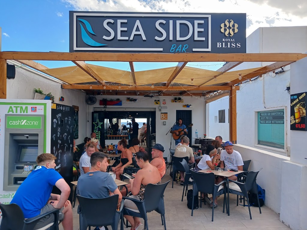 Sea Side Bar