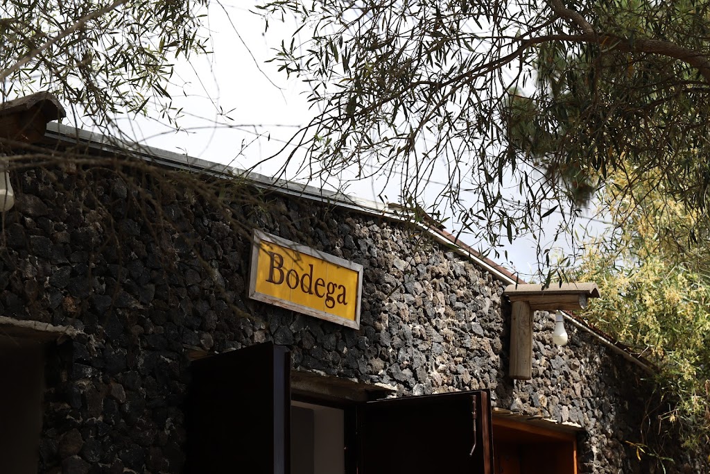 Bodegas Ferrera - Bodega y Tienda