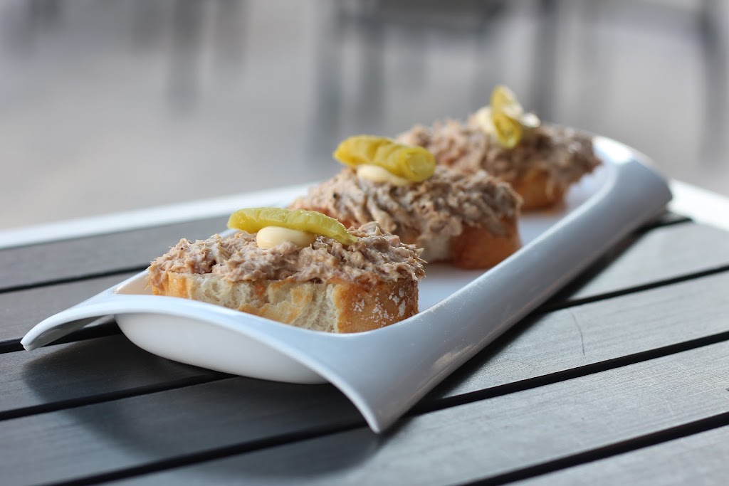 Sajonia-Cafeteria y Restaurante — Del propietario
