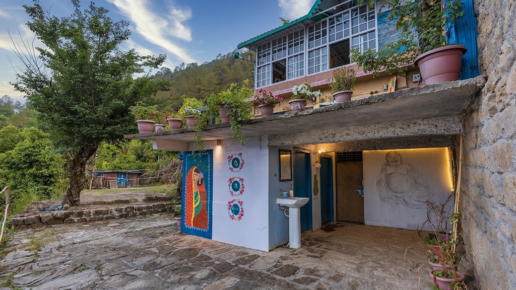 Vista Hostel Nainital