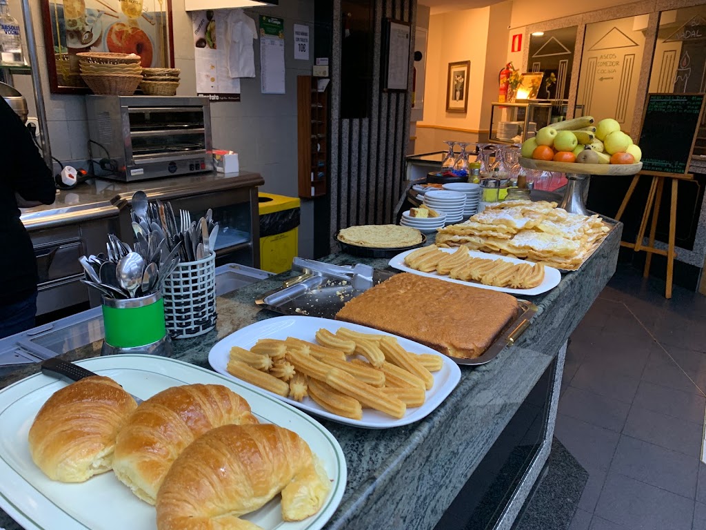 Restaurante Montoto Cafeteria (Santiago de Compostela) — Comida y bebida