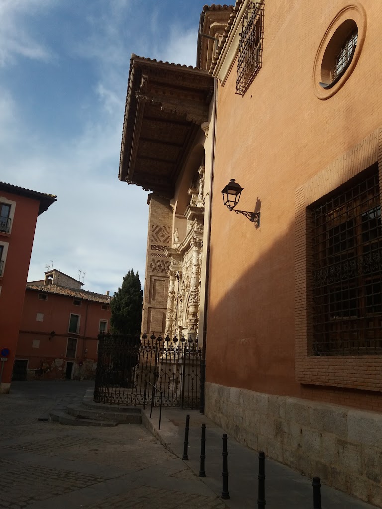 Residencia Reyes Calatayud S. L. Gestion Privada