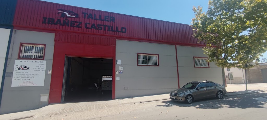 Ibanez Castillo — Exterior