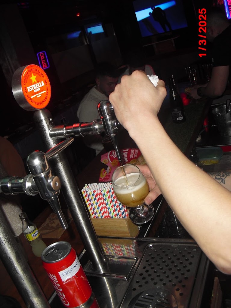 Bar Kallao - Sant Boi — Comida y bebida