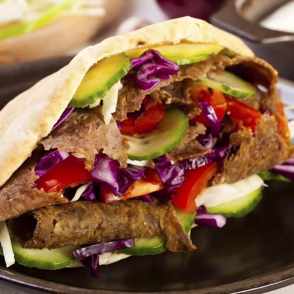 Algemesi Kebab Fried Chicken & More — Comida y bebida