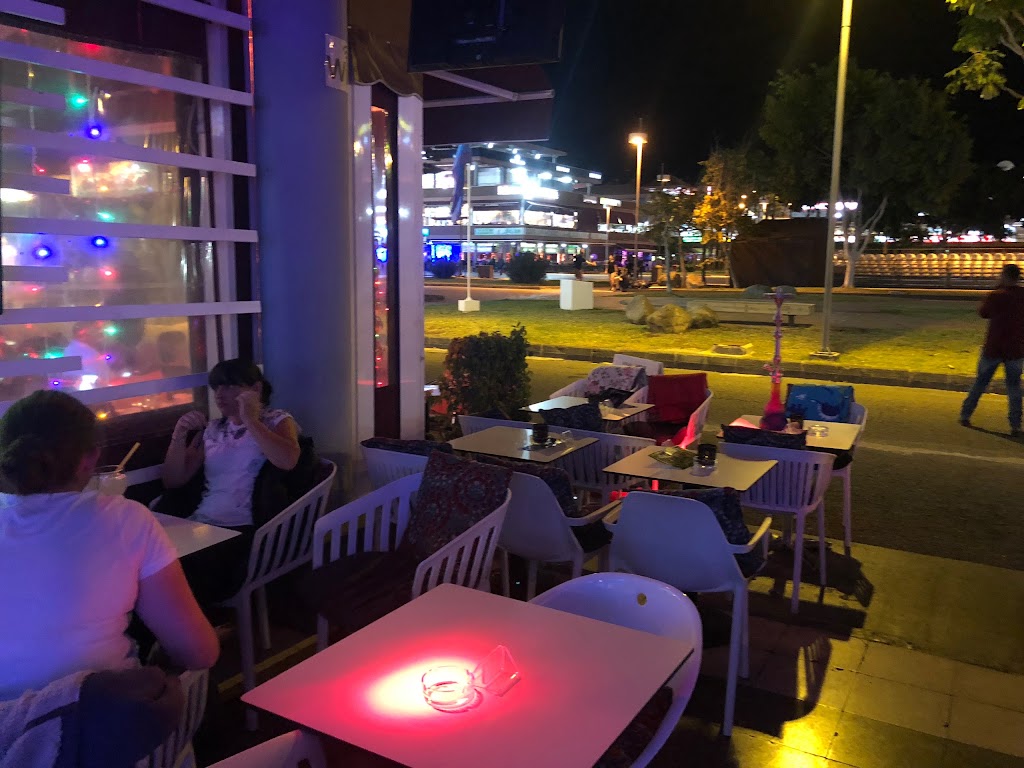 Bar Rendezvous — Del propietario