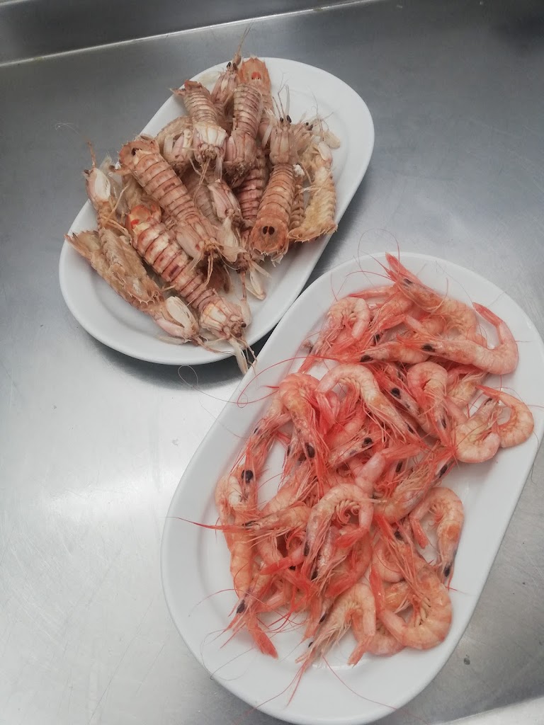 Bar Casa Melo — Comida y bebida