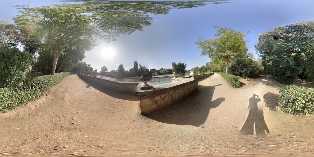 El Curiosity: Barco Turistico de Aranjuez — Street View y 360deg