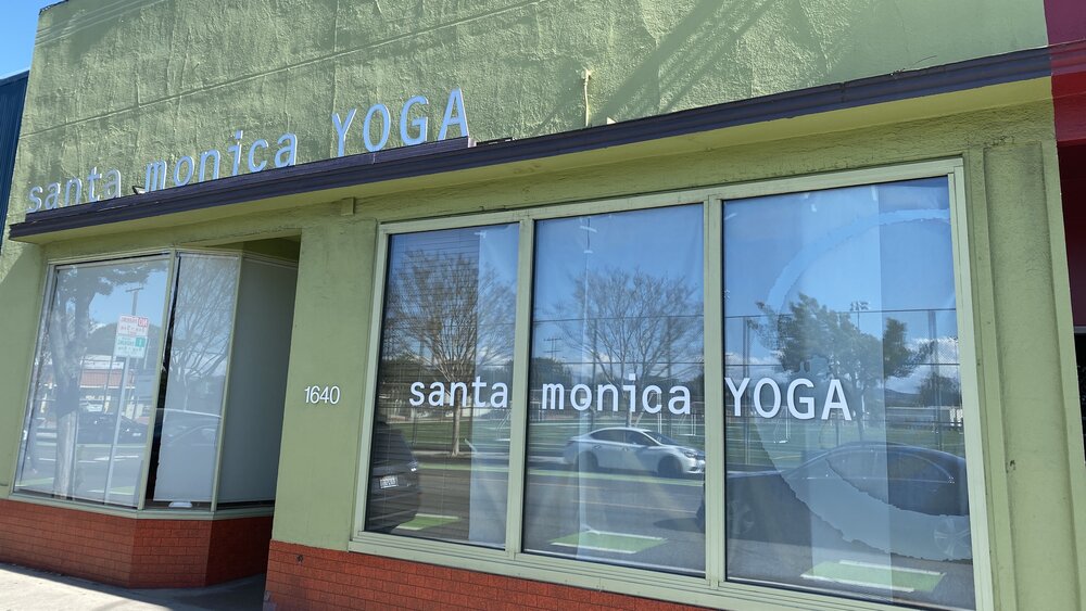  Santa Monica Yoga