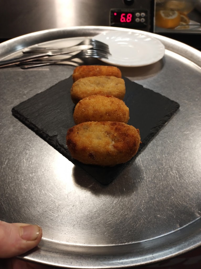 Bar Sonia — Comida y bebida