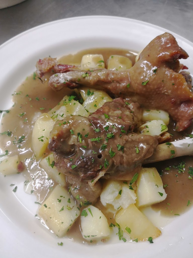 Restaurante Itxas-berri — Comida y bebida