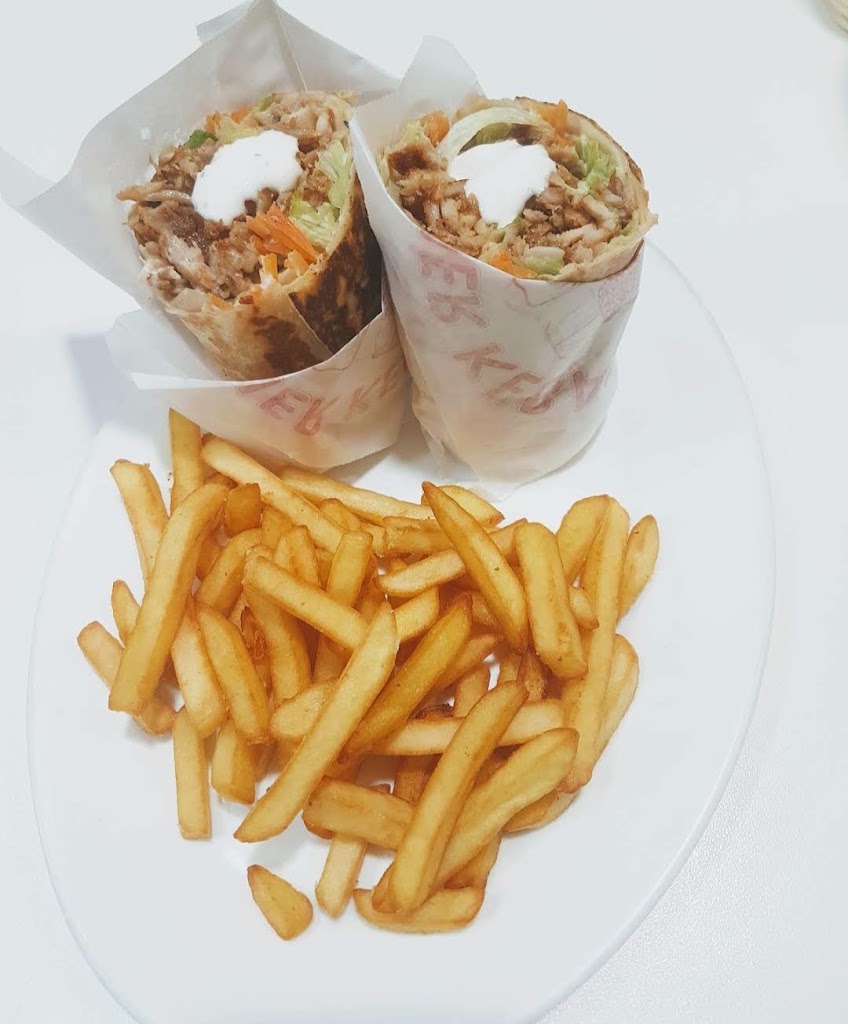 Doner kebab la algaba la esquina — Comida y bebida