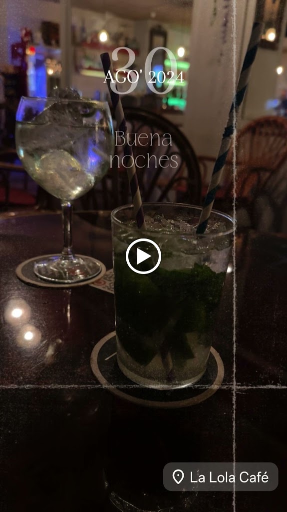 La Lola — Videos