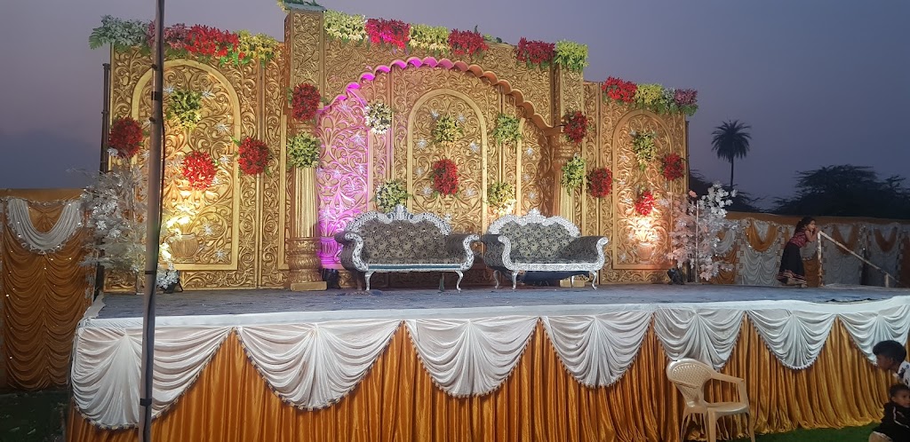 Radhika Hotel And Restaurant