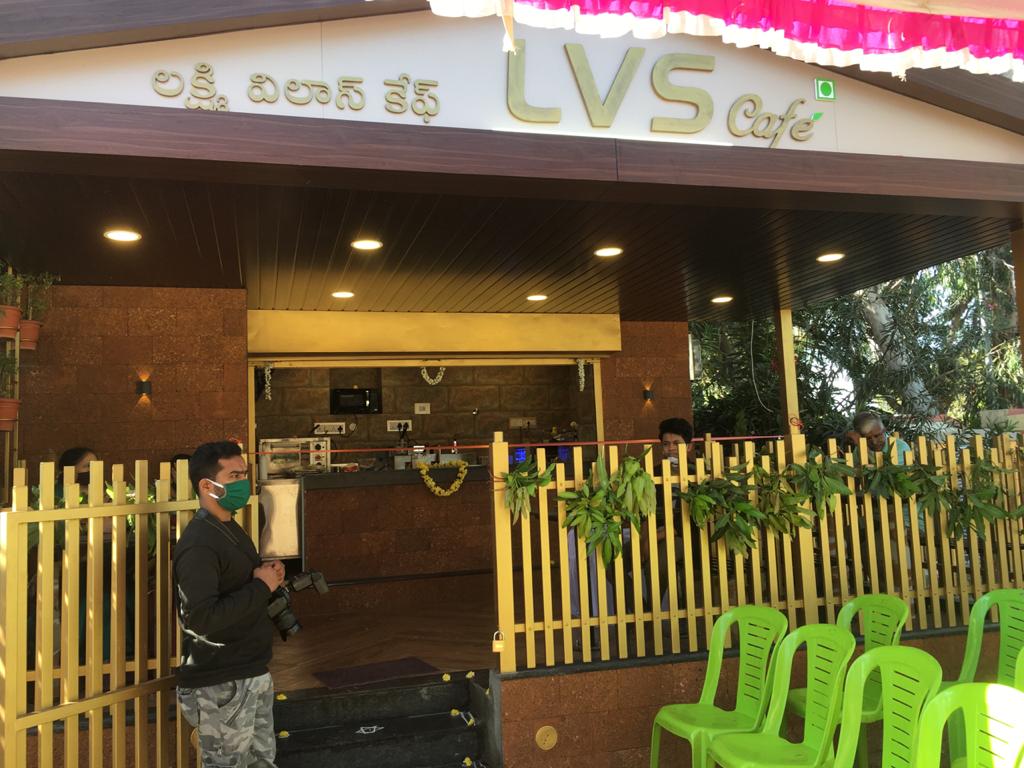 Lvs Cafe