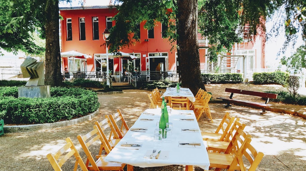Goiz Eguzki Gizarte-Etxea/Centro social Goiz Eguzki — Ambiente