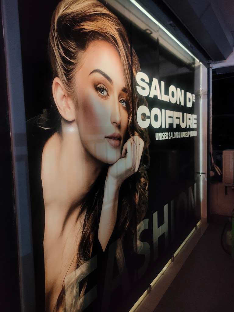Salon De Coiffure | family Salon | Hair Styling And make-up