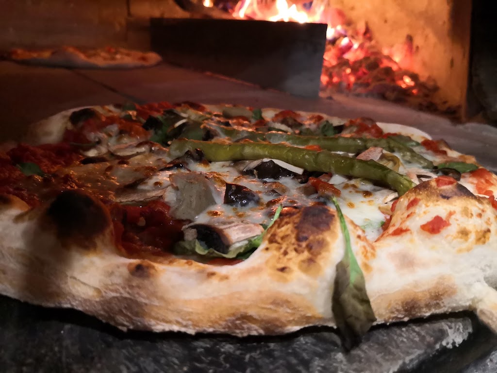 Restaurante Pizzeria Oro Di Napoli — Pizza