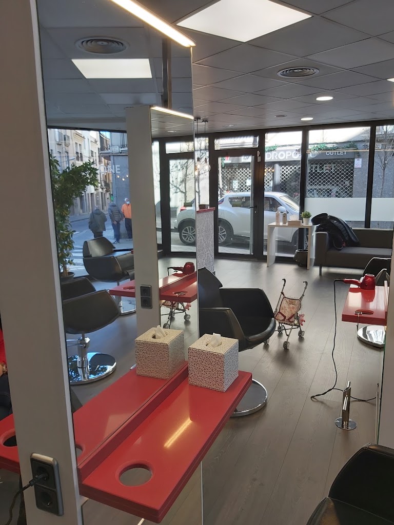 PERRUQUERIA IL SALONE MATARO — Interior
